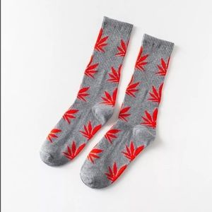 *NEW* HUF Mid Socks